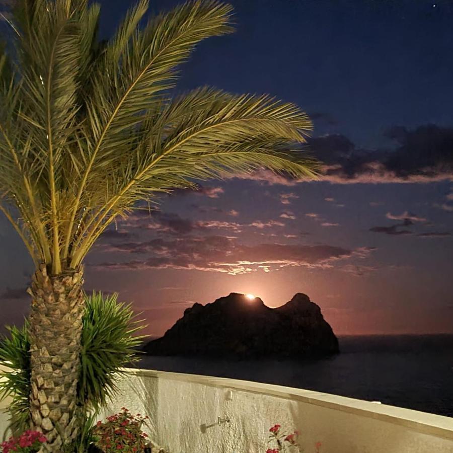 Los Geraneos Águilas Exterior foto